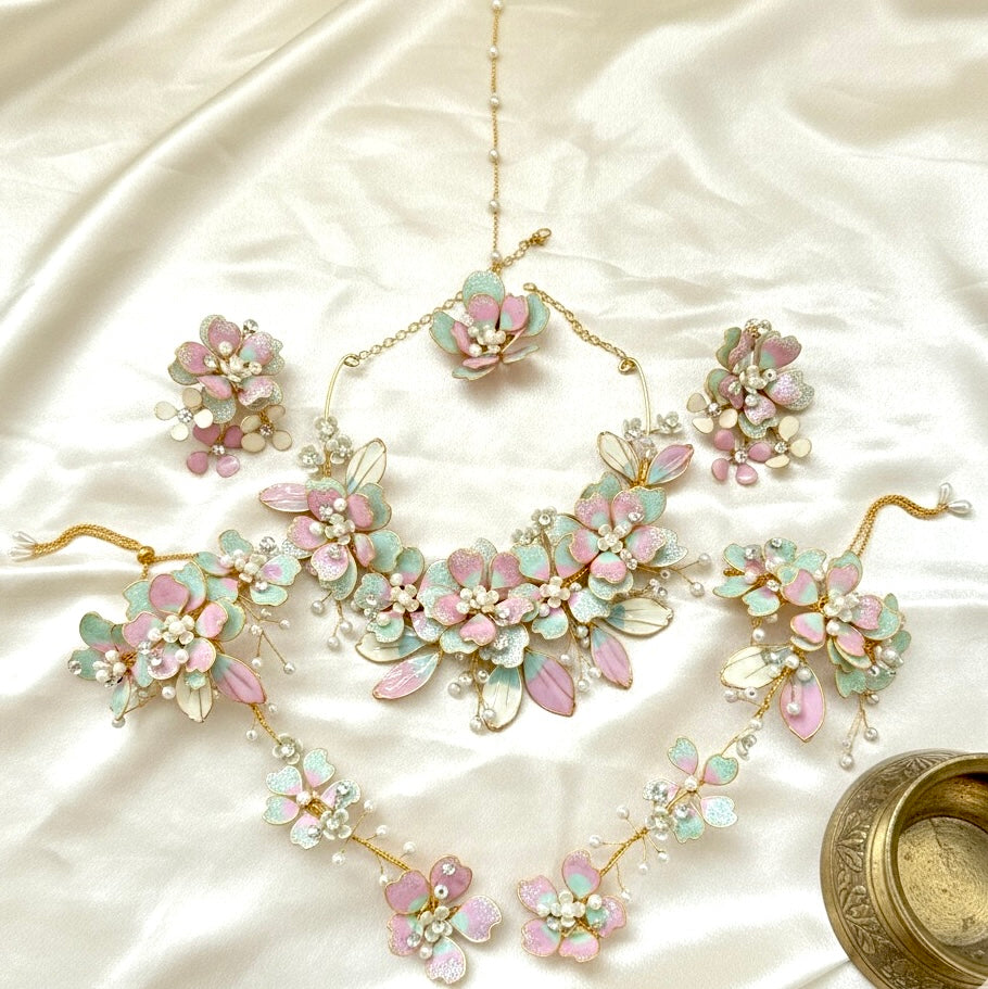 Charita – Pastel Bloom Resin Set