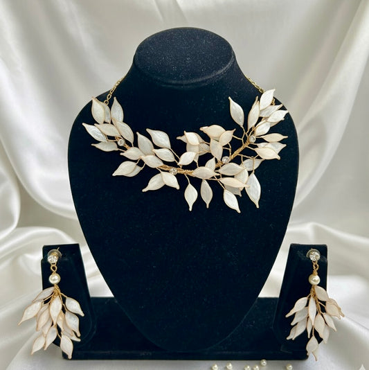 Ivory Leaf Luxe Necklace Earrings Set