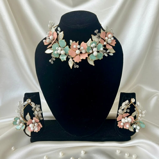 Vahini Grace Necklace Earrings Set