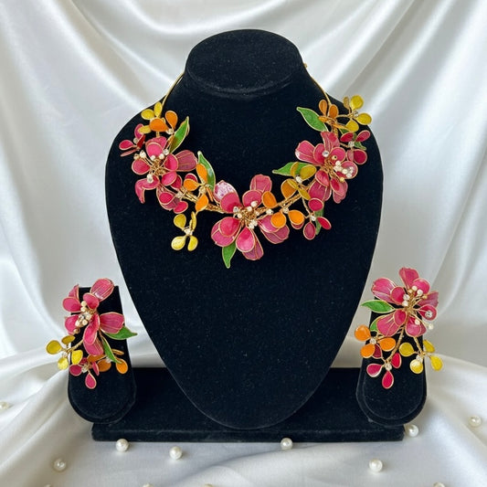 Zahira Resin Neckpiece Earrings Set
