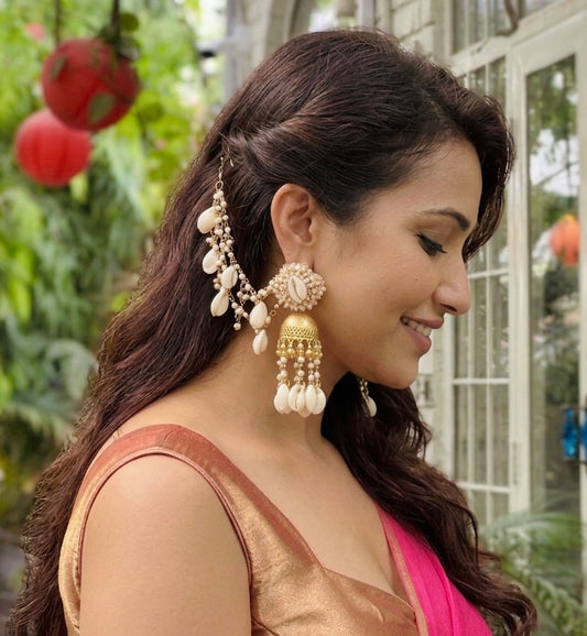 Inaaya Shells Earrings with Hair strings