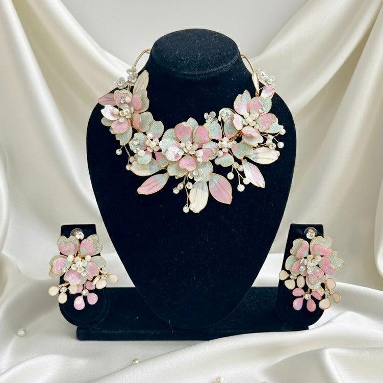 Charita Resin Neckpiece Earrings Jewellery Set