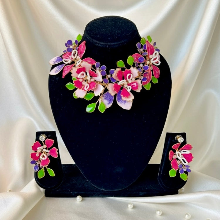 Vasant Vibe Resin Necklace Earrings Set