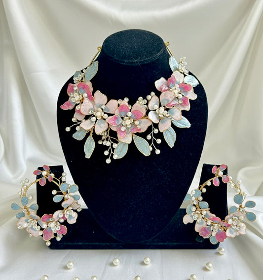Vyomi Resin Neckpiece Earrings Jewellery Set