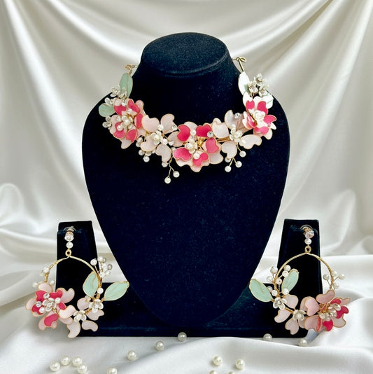 Rishika Resin Neckpiece Earrings Jewellery Set