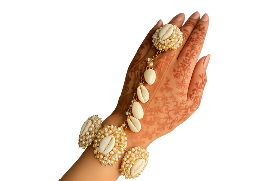 Inaaya shells hathphool pair