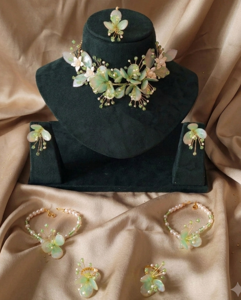 Prakriti Green Resin Jewellery Set for Haldi