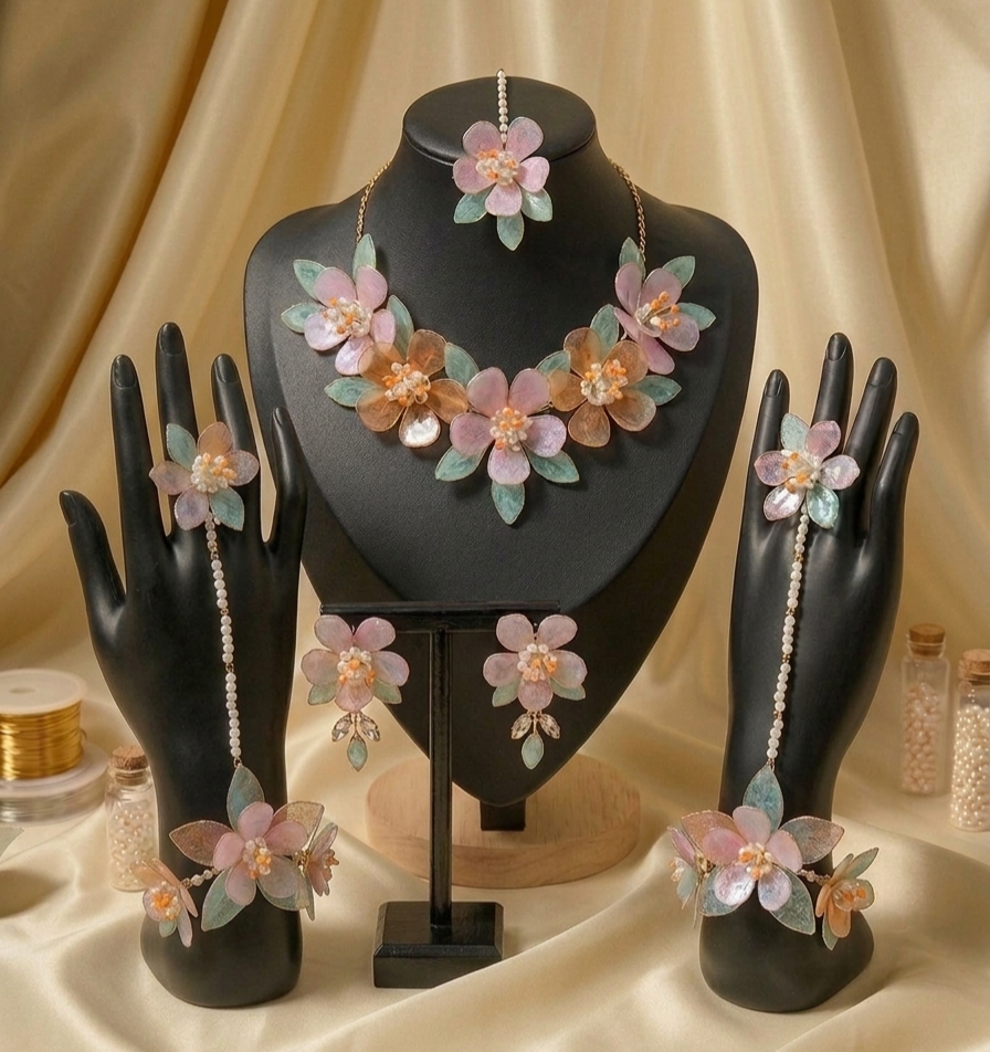Gulabi Pankh Resin Jewellery Set